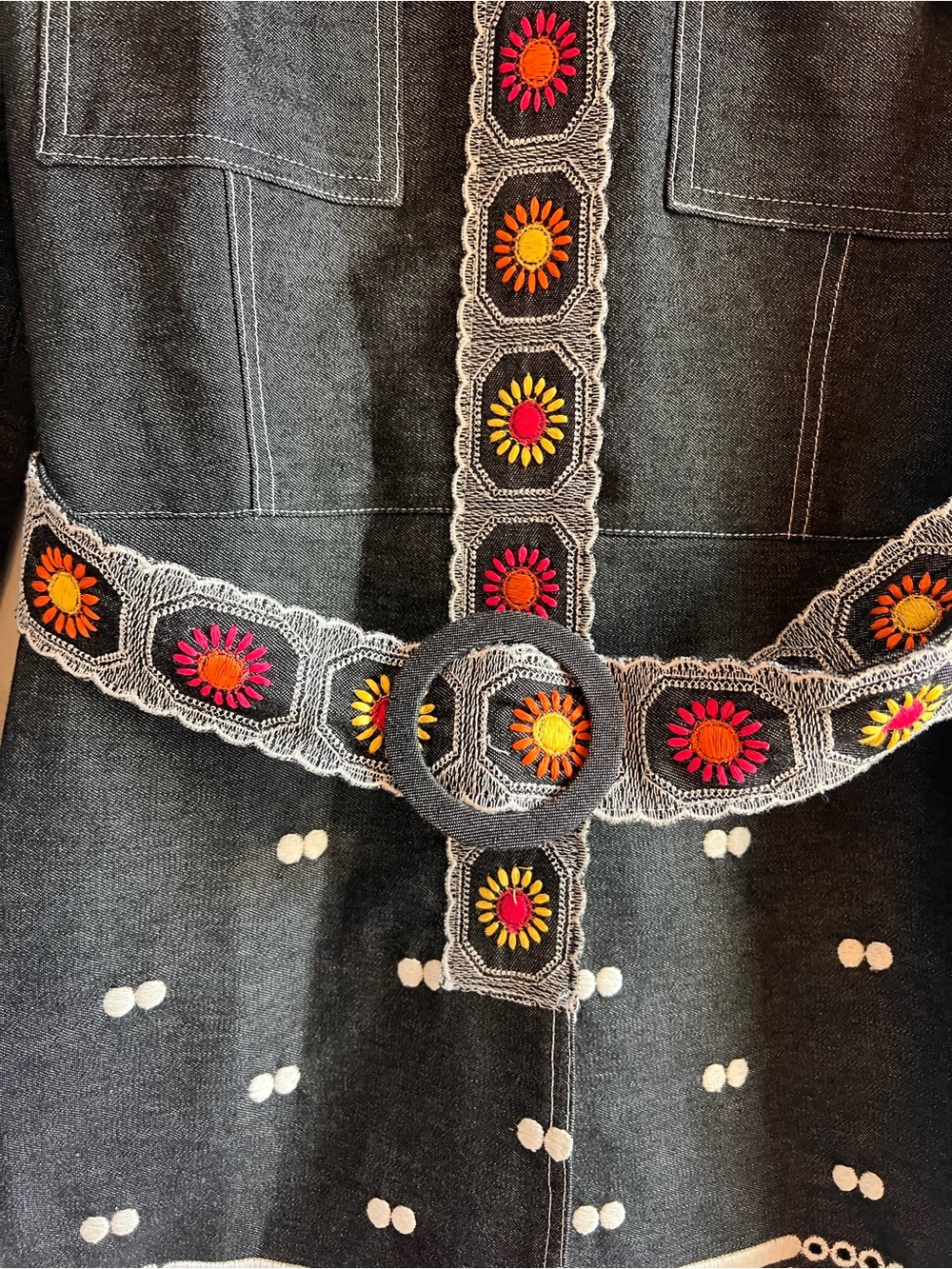 Anna Sui embroidered long line belted light denim jacket excellent condition - Picture 11 of 15